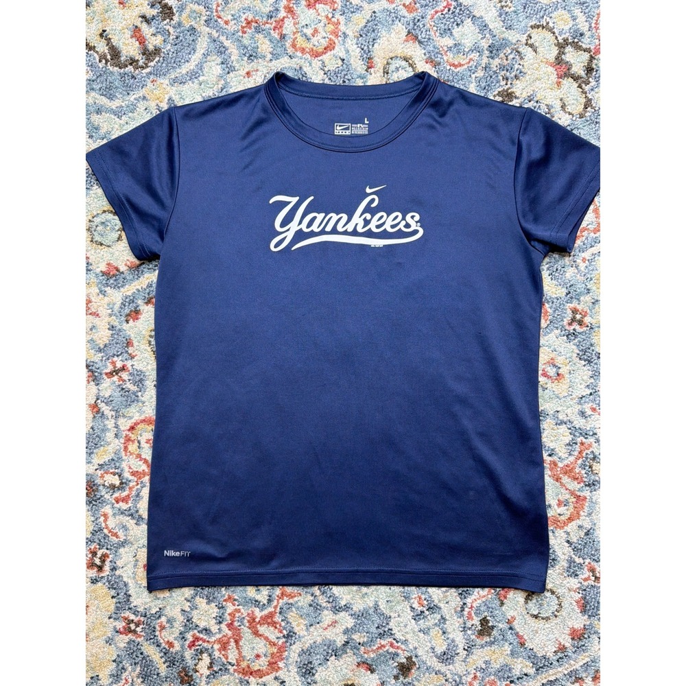 Nike T-Shirt Women L Navy Blue Yankees MLB Performance NikeFIT NY New York EUC